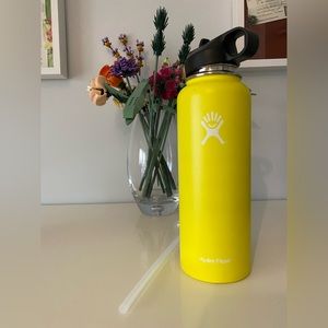 Yellow 40oz Hydroflask